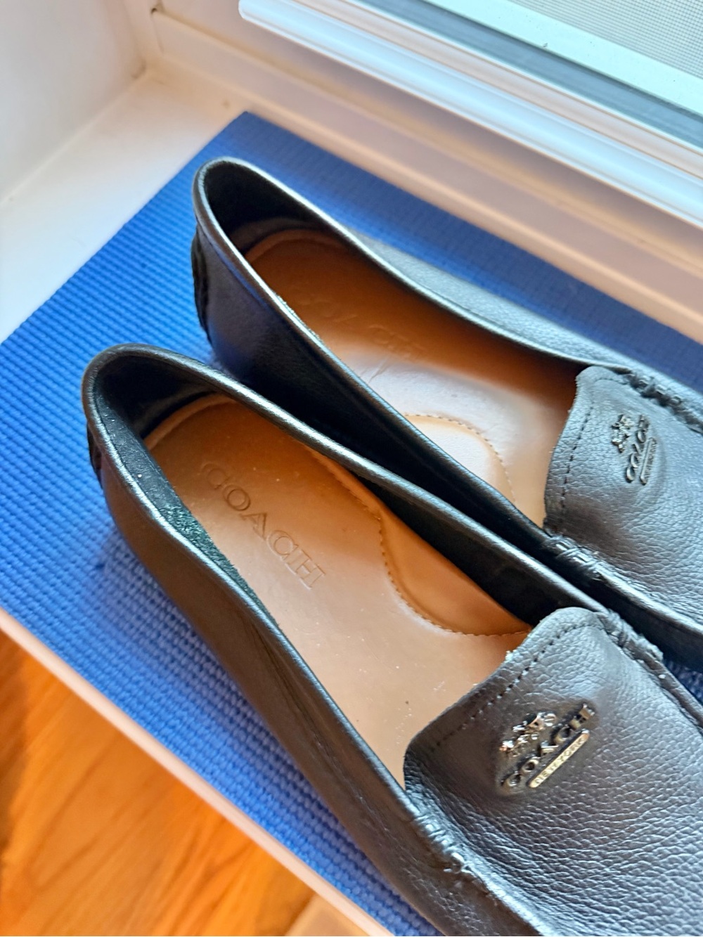 Coach Mary Lock Up Pebble Leather Loafers Womens 7.5 Black Slip On Flats - Picture 5 of 9